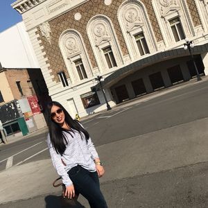 Meet your Posher, Lupita