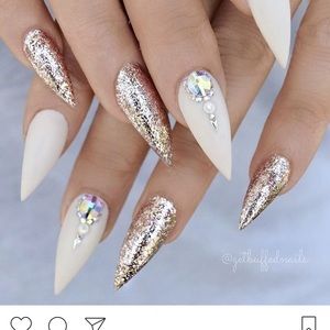 Meet your Posher, Jade