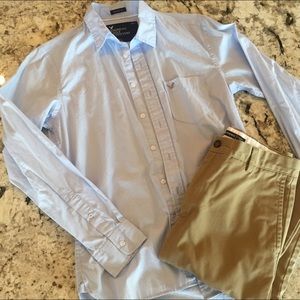 American Eagle Chambray Light Blue Shirt