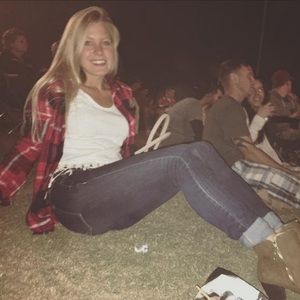 Meet your Posher, Casey