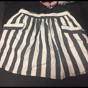 Stripped skirt