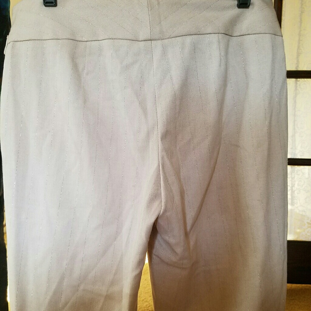 Cache bermudas - Picture 2 of 3