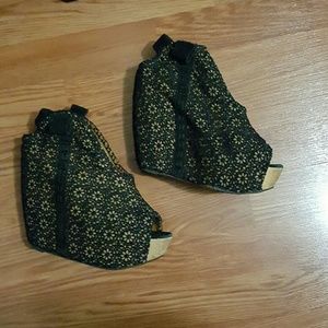 Jeffrey Campbell Kelsey Wedges