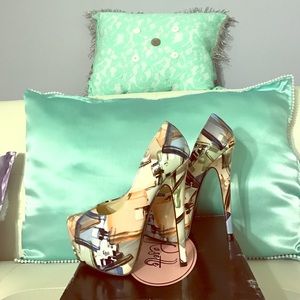 High heel glossy multicolor heels