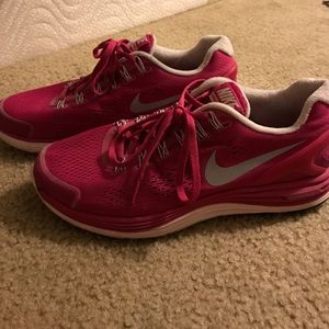 Nike shoes size 11