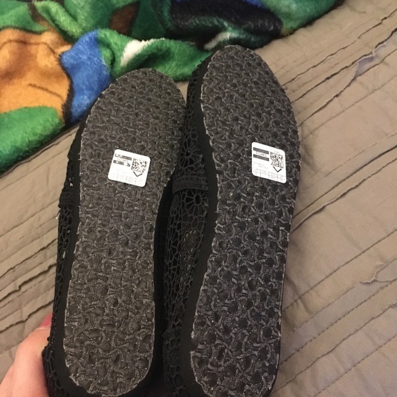 Classic Black Crochet Toms - Picture 2 of 3