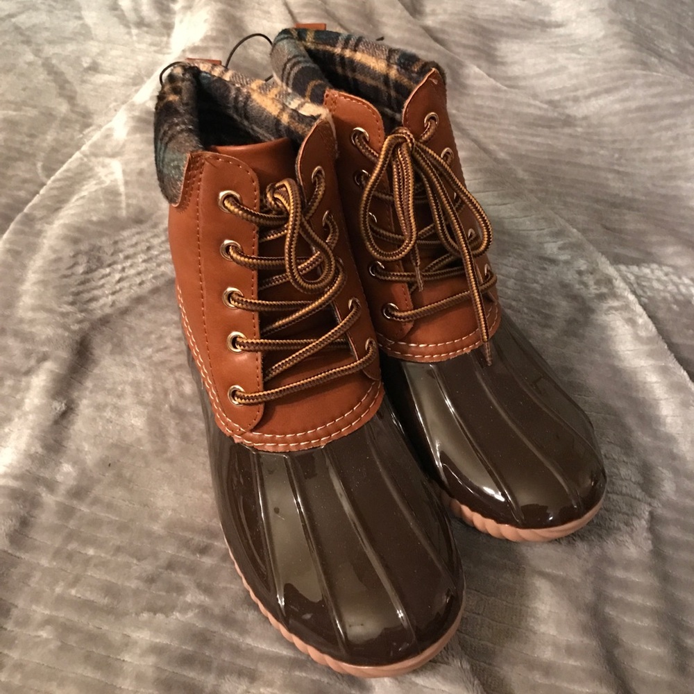 Duck Boots! 🍁
