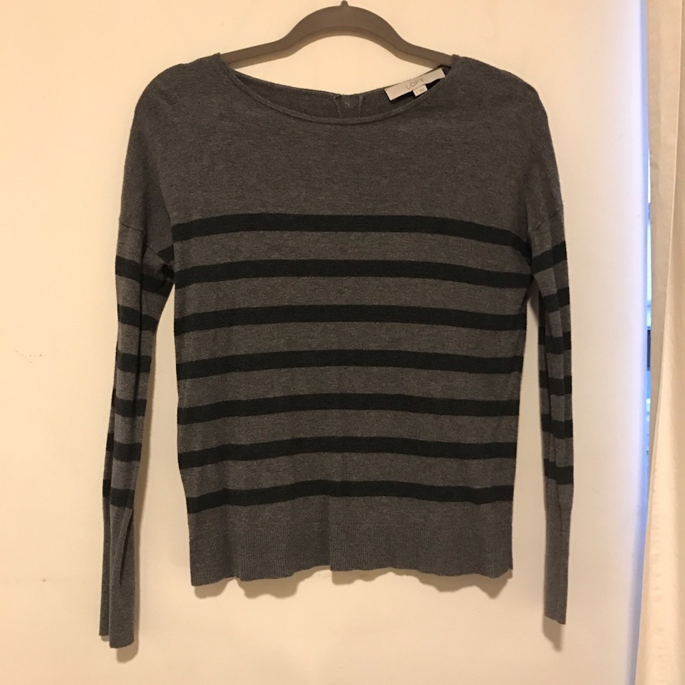 The LOFT Lightweight Sweater/Top