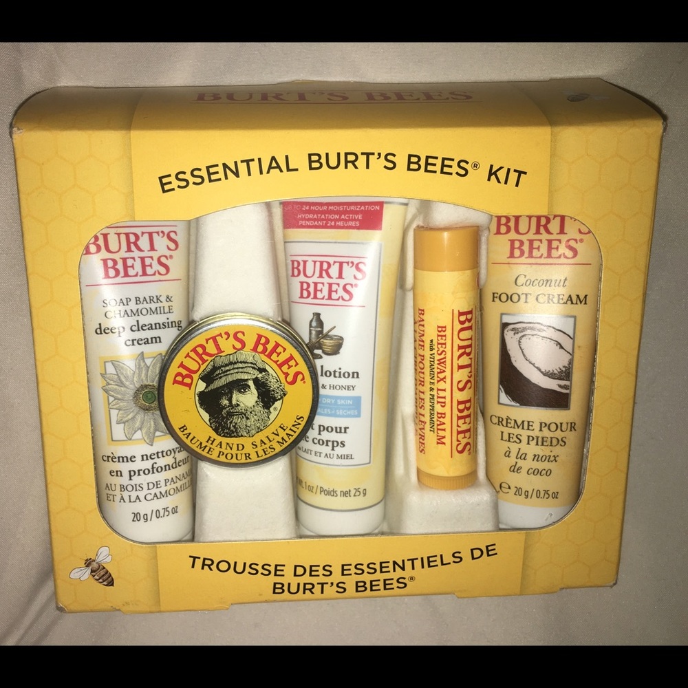 New 5 piece Burt's Bees Essential Kit