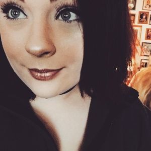 Meet your Posher, Jade