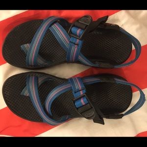 chacos sandals