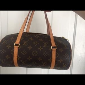 Authentic Louis Vuitton Papillon 26