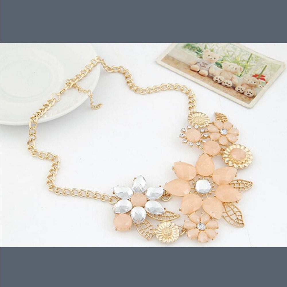 💛SALE Bauhinia Flower Necklace