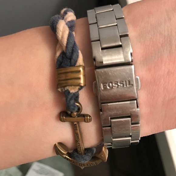 Fossil watch- needs new battery - Picture 2 of 2