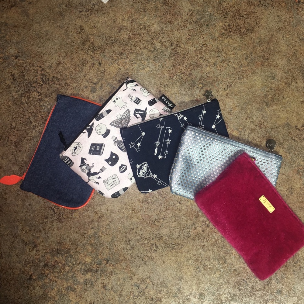 💄NEW! 💄Lot of 5 IPSY makeup bags