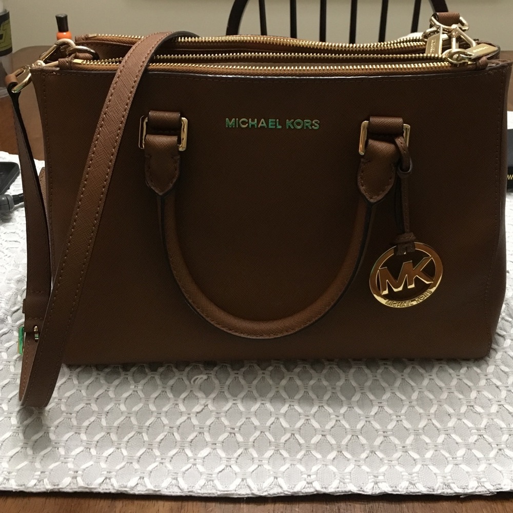 Michael kors purse