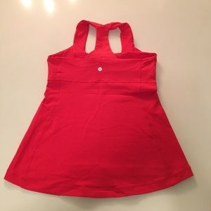 Lululemon tank