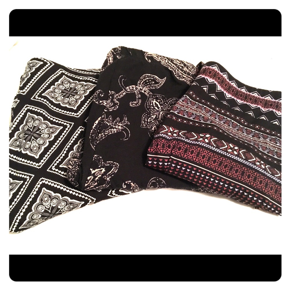 Set of 3 Charlotte Russe printed leggings NWT