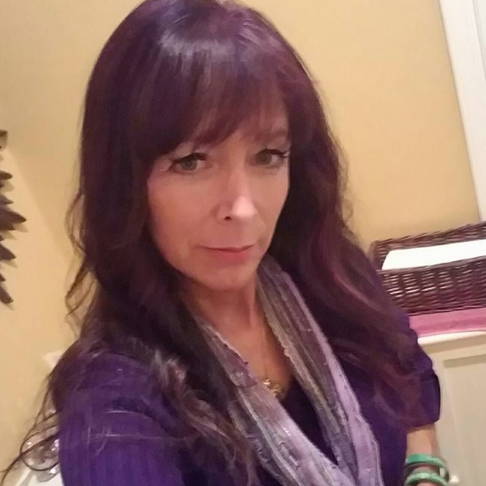 Meet your Posher, Cathie