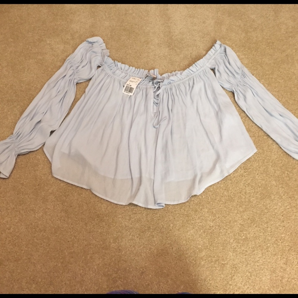 Baby blue off the shoulder top💓🍰