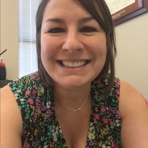 Meet your Posher, Alicia