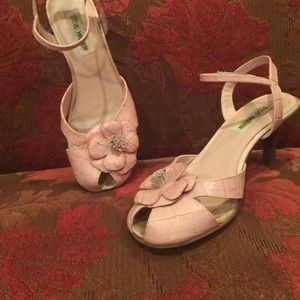 Woman's Sandals with heel