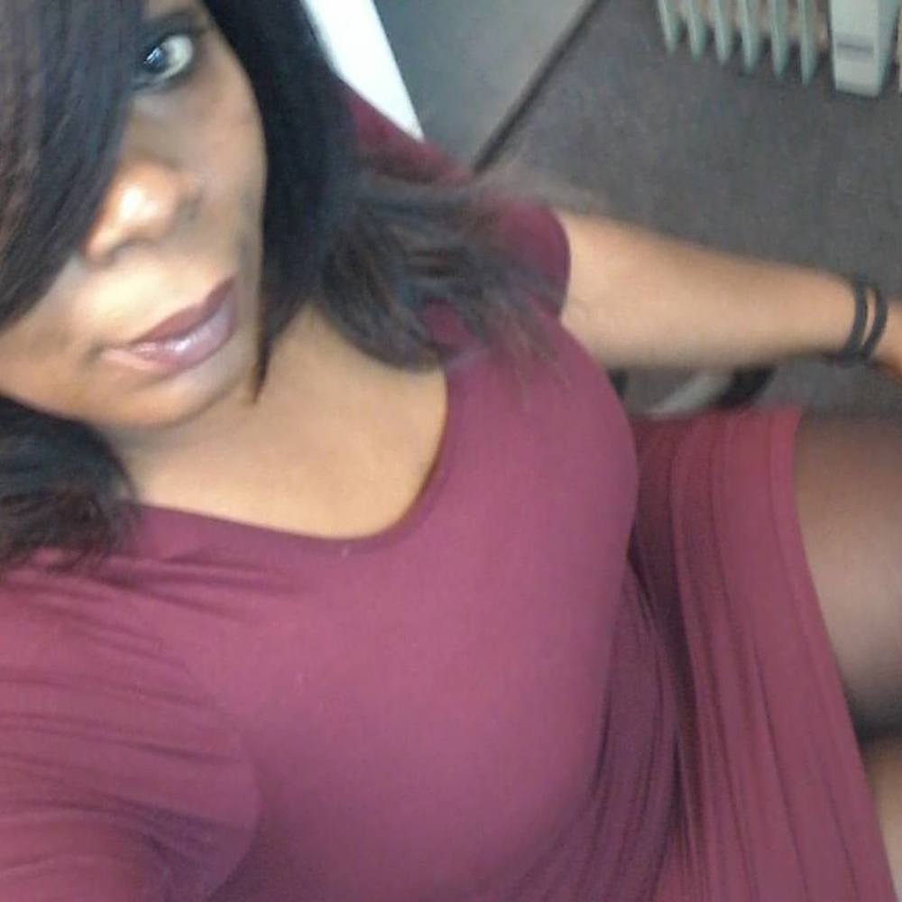 Meet your Posher, Jasmin