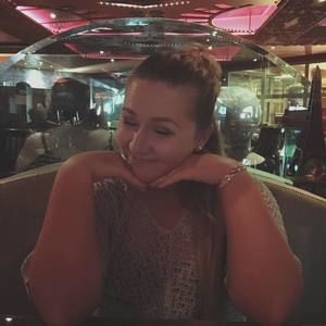 Meet your Posher, Brianna