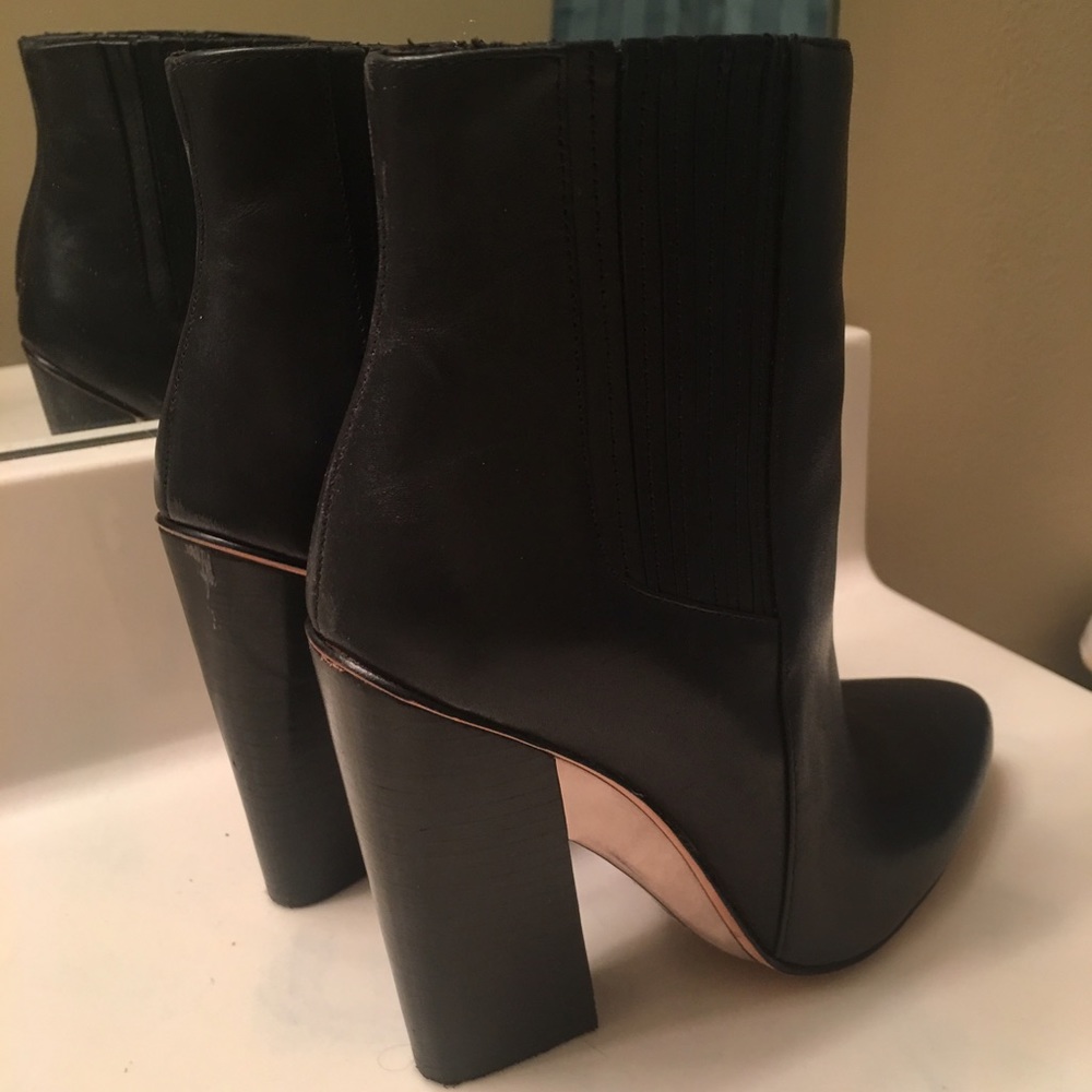 SOLD - BCBG MaxAzria Boots!