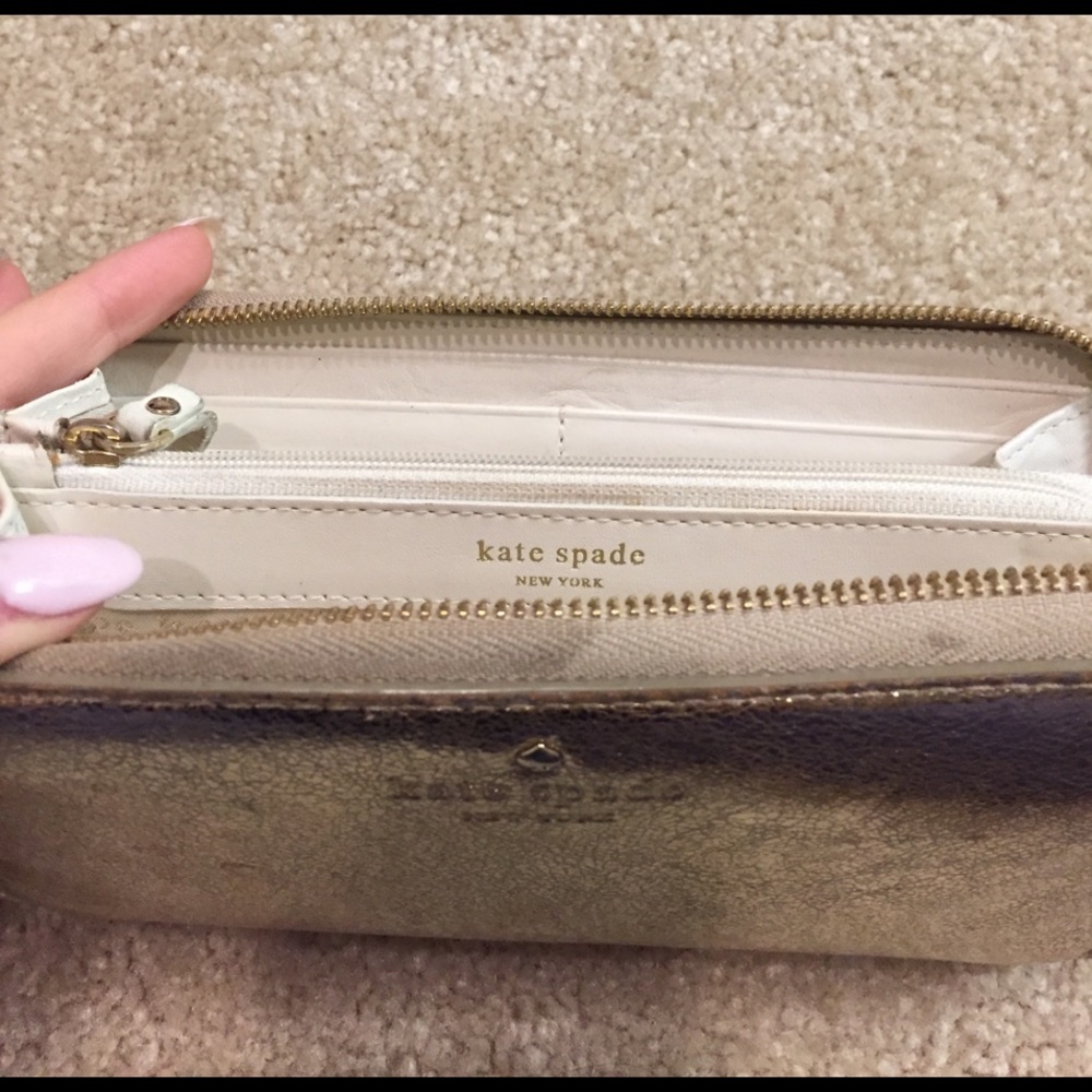 KATE SPADE WALLET - Picture 2 of 4