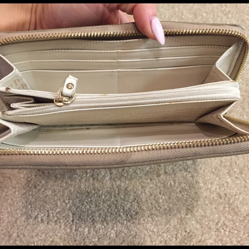 KATE SPADE WALLET - Picture 4 of 4