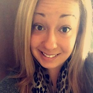 Meet your Posher, Stefanie