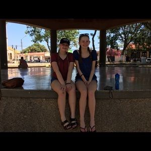 Meet your Posher, Ashley