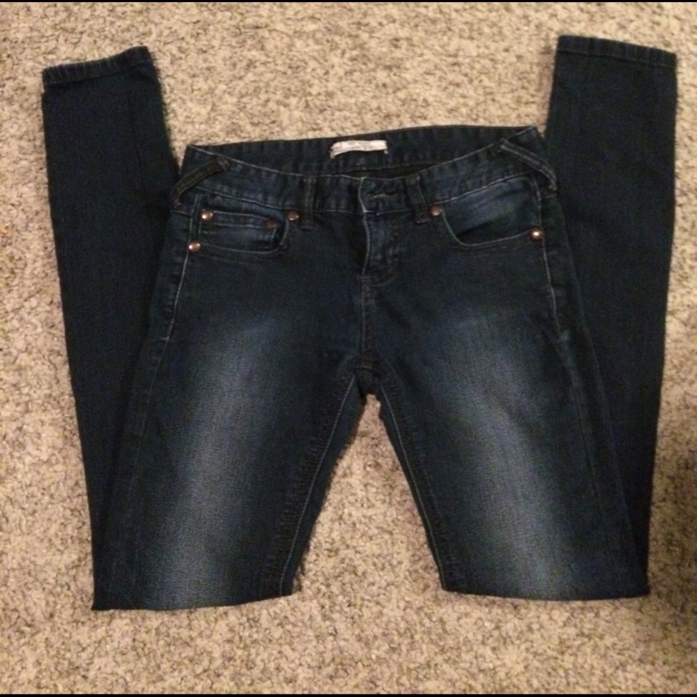 Free people dark wash skinny jeans