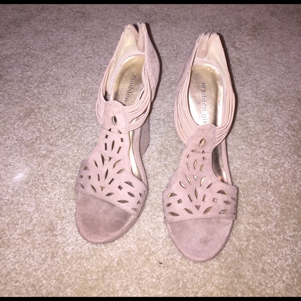 Taupe madden girl wedges