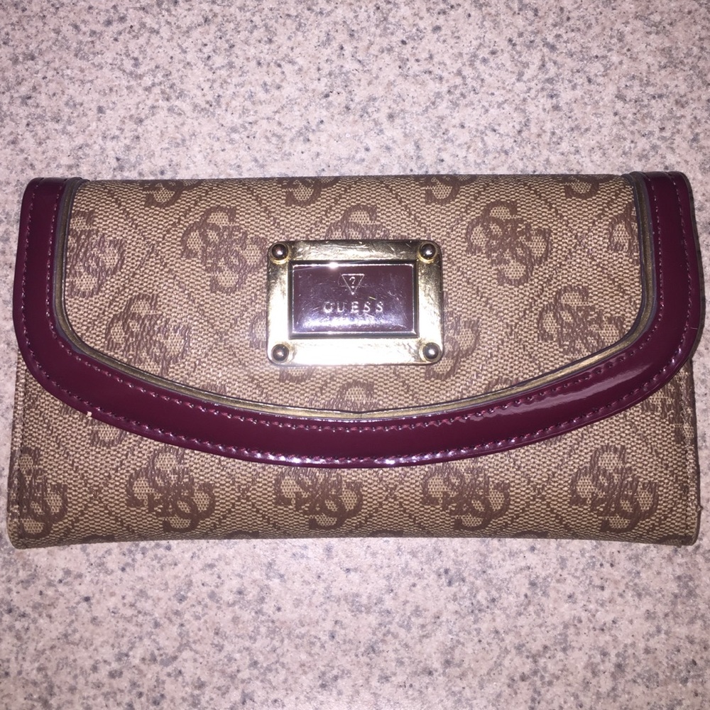 Guess Wallet