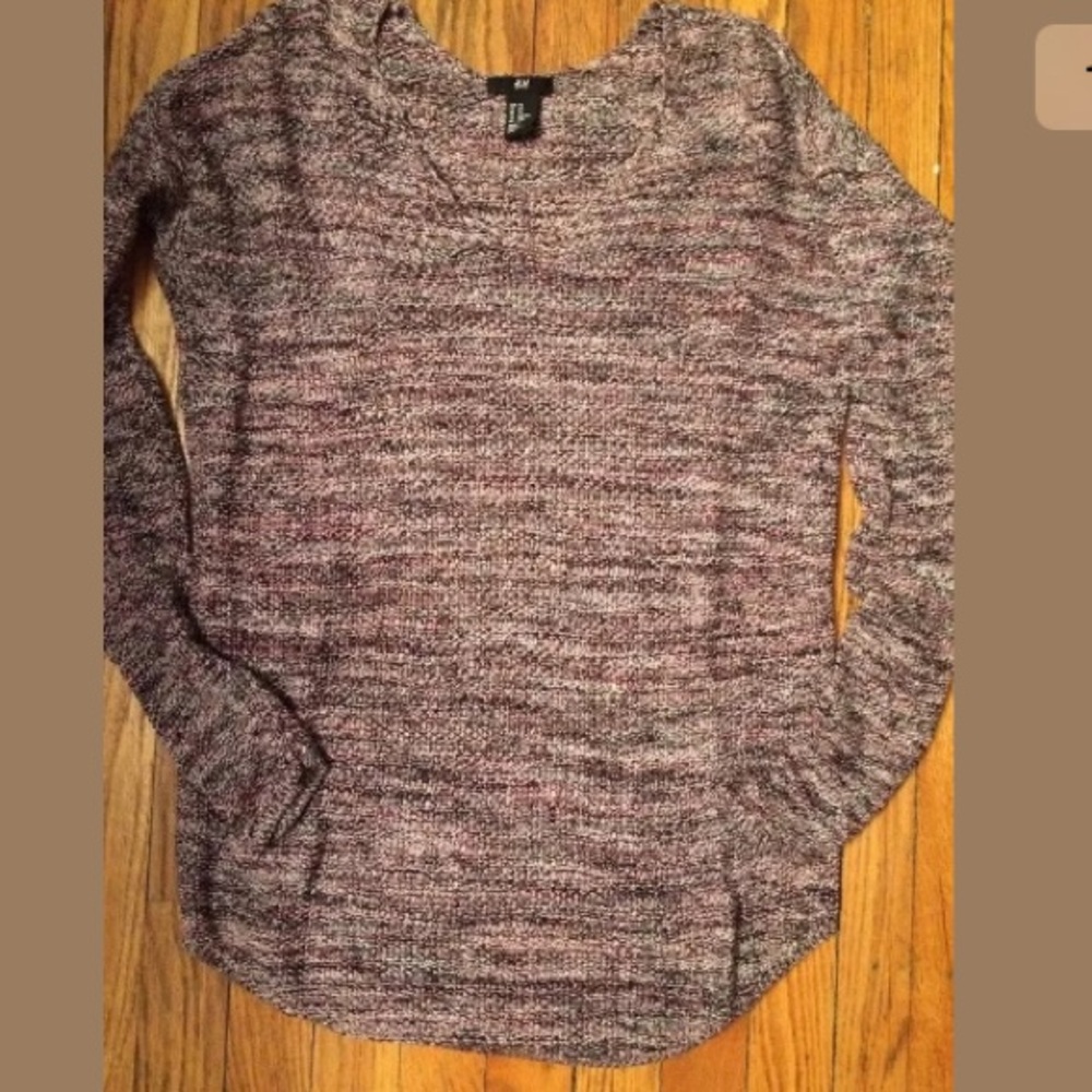 H&M multi colored purple v neck sweater XS