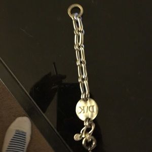D/k link bracelet
