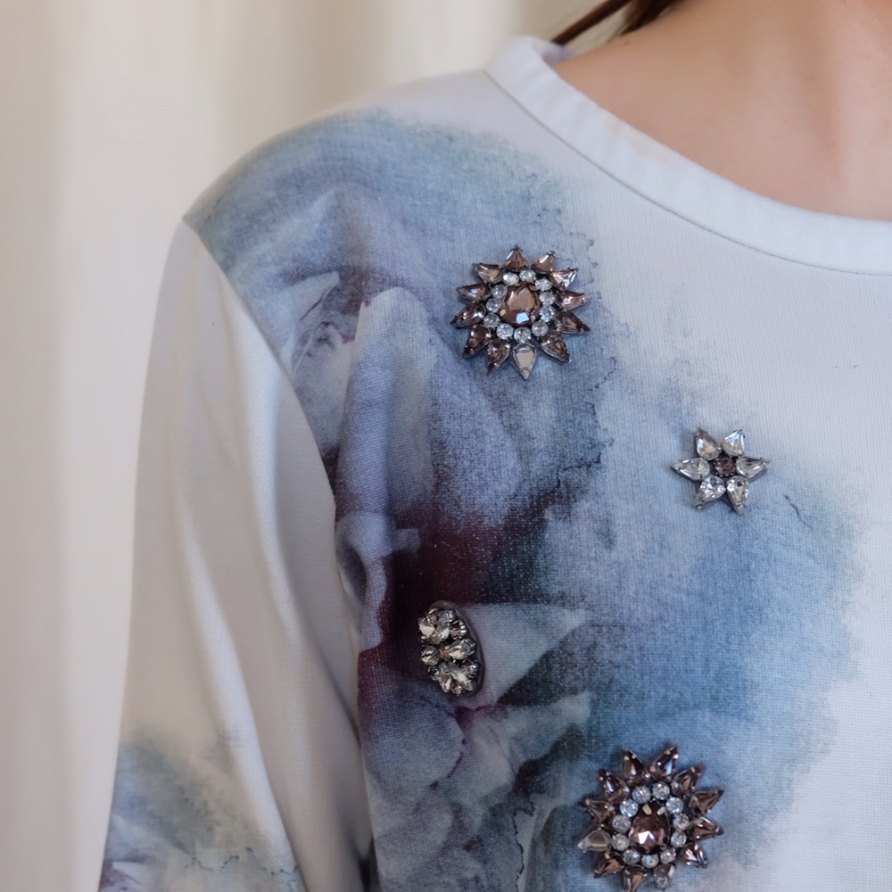 Sweatshirt with rhinestone accents