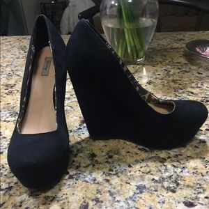 Olsenboye platform wedges