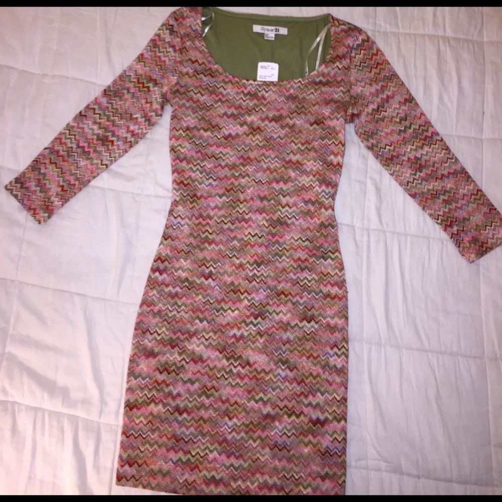 Bodycon textured knit dress - quartersleeve