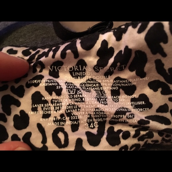 Victoria's Secret print bra size 34C - Picture 2 of 3
