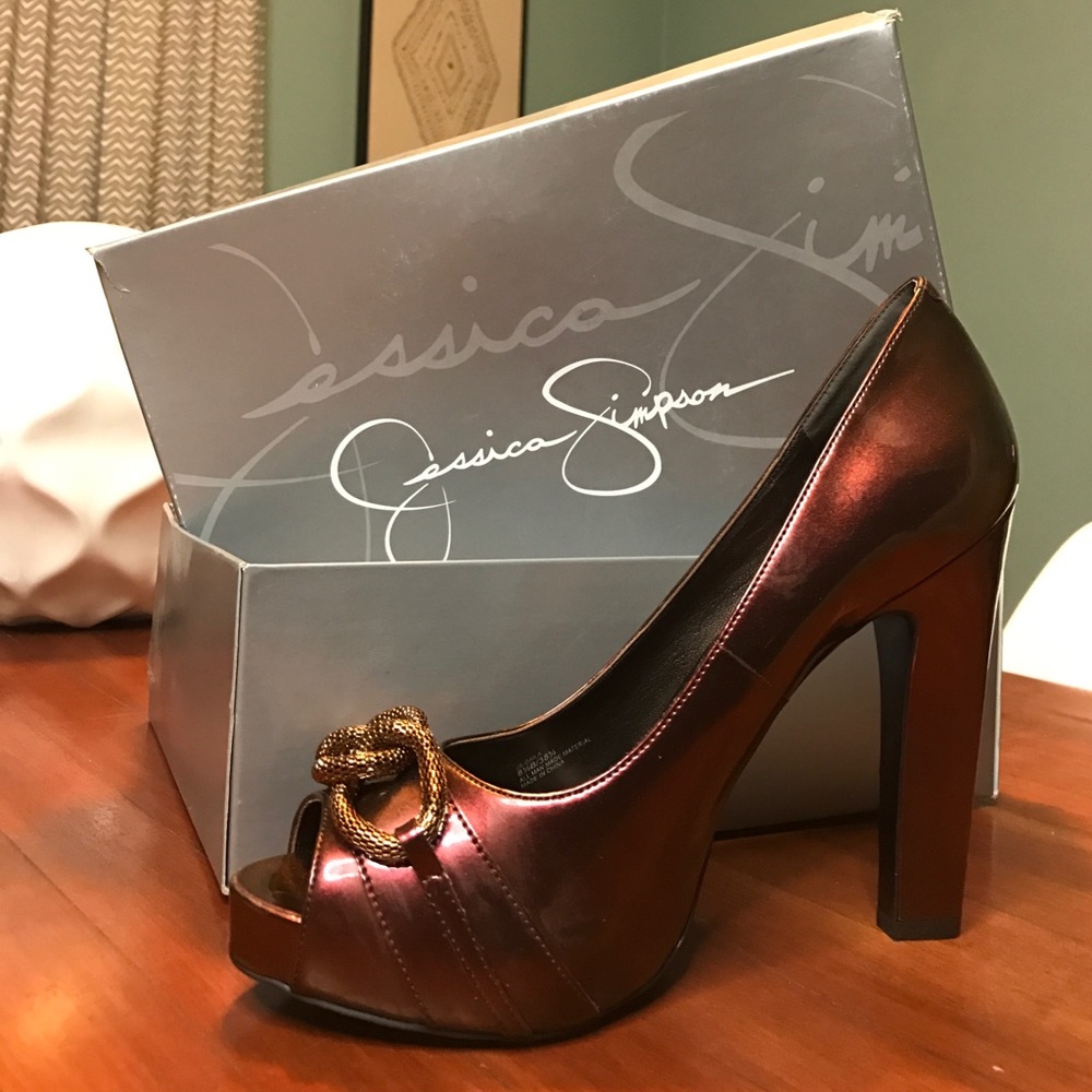 Jessica Simpson pumps - Picture 2 of 2