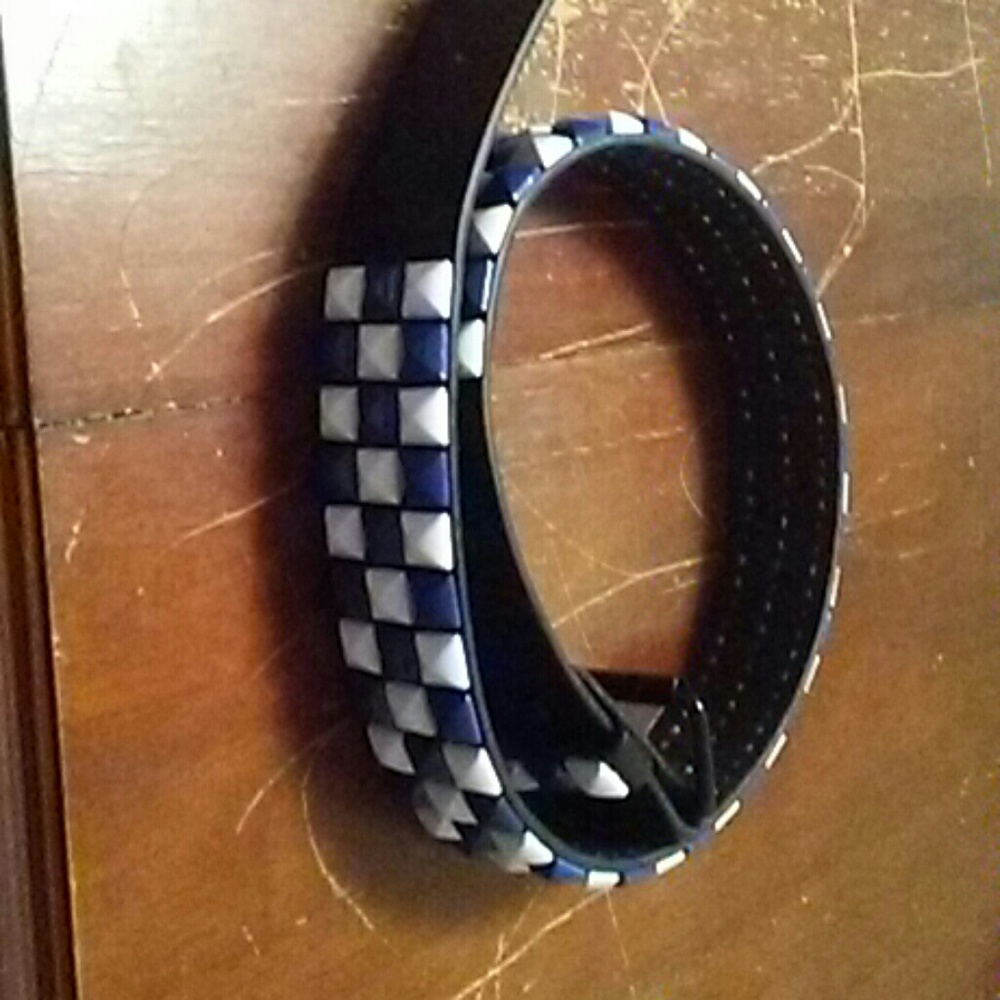 Blue white checkered belt