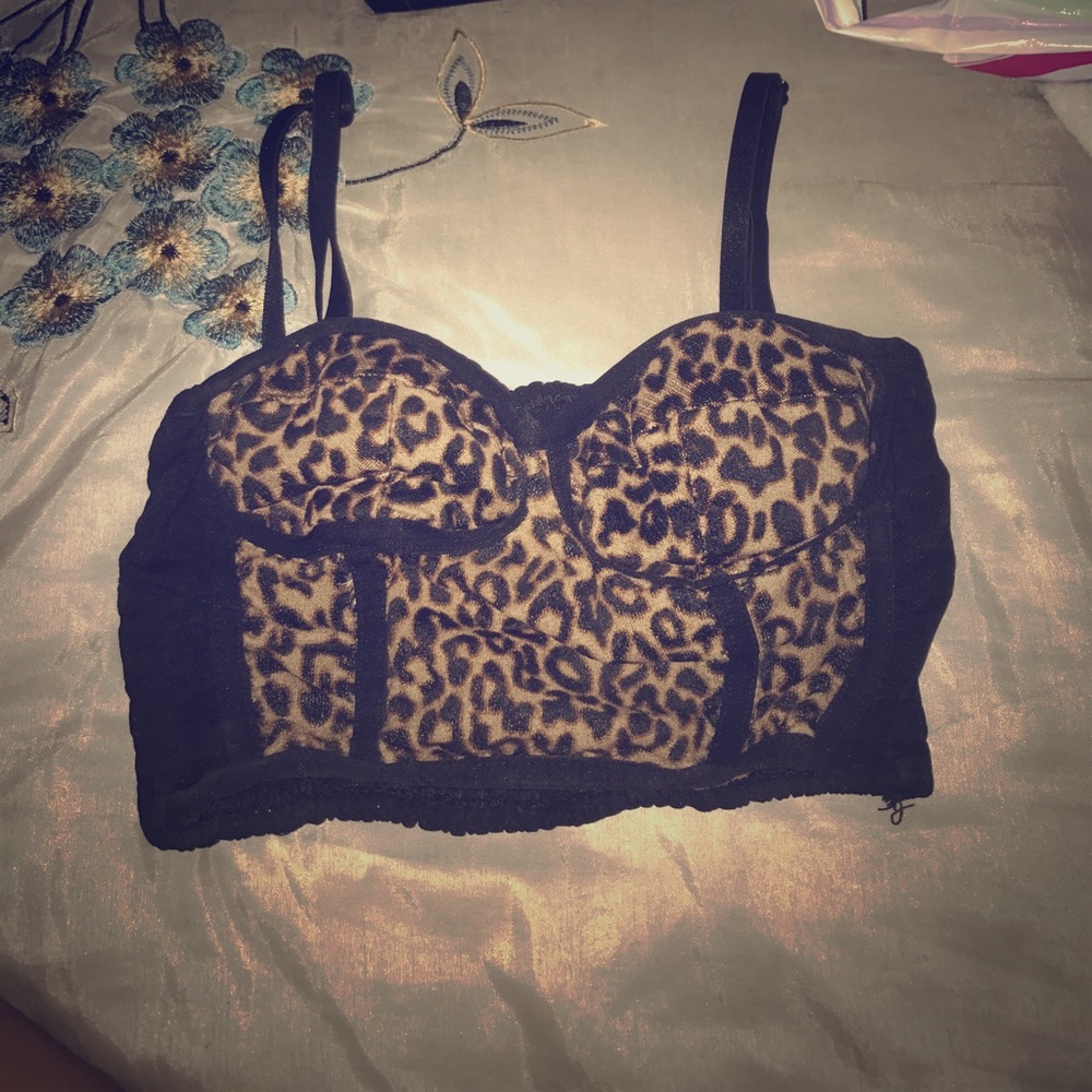 Crop top good condition..