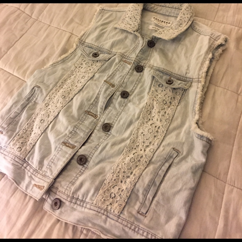 Denim vest with lace accents
