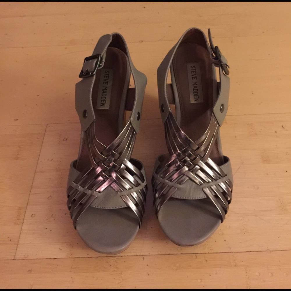 Steve Madden wedges