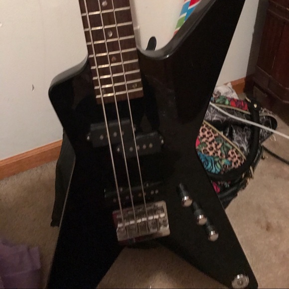 A Dean Guitar - Picture 5 of 5