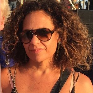 Meet your Posher, Crista