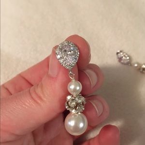 Sparkly pearl earrings